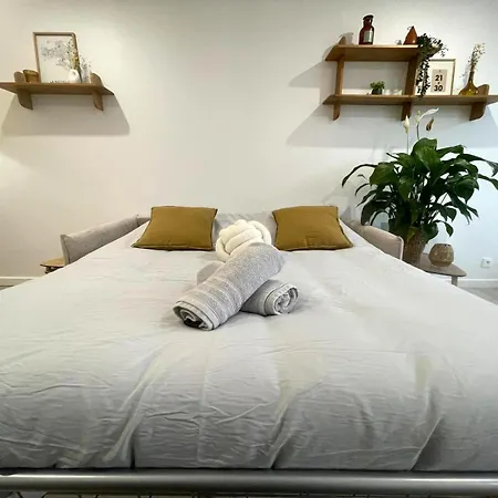 Appartement ღ TerraCotta - Élégant cocon neuf avec WIFI HAUT DÉBIT *