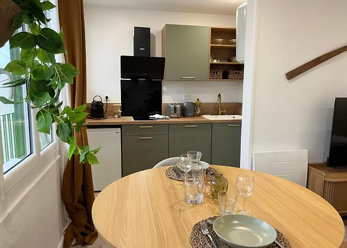 Ღ Terracotta - Elegant Cocon Neuf Avec Wifi Haut Debit 아파트 라로셸